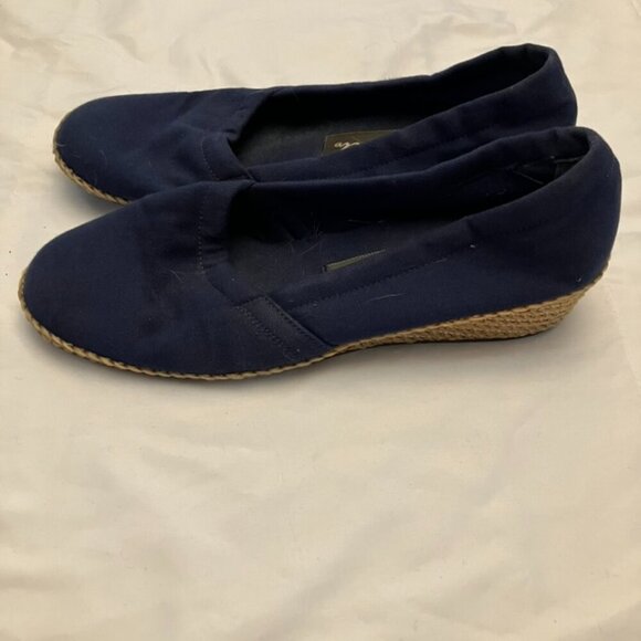 Vintage Blue Espadrilles - Picture 3 of 6